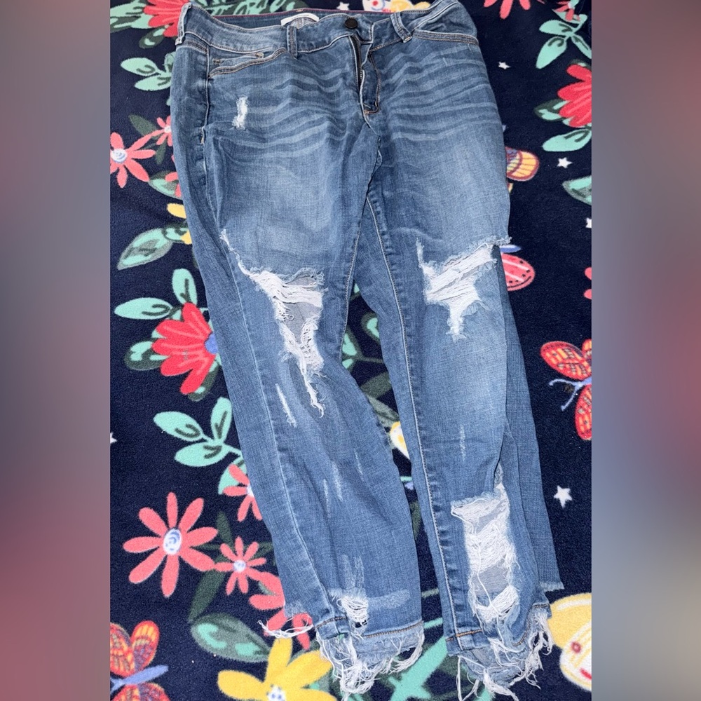 Distressed Blue Jeans - Picture 3 of 5